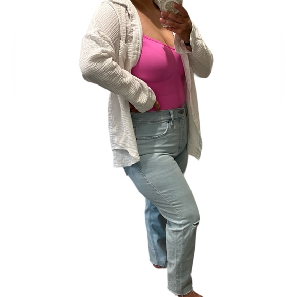 SKIMS Pink sculpting brief bodysuit - Picture 5 of 5